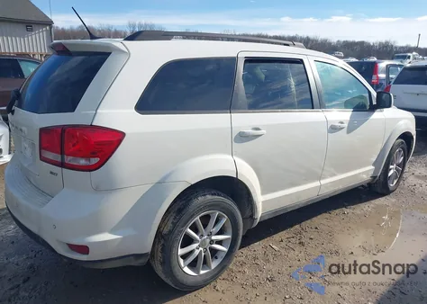 2015 Dodge Journey Sxt z USA, uszkodzony, nr VIN 3C4PDDBG5FT606541